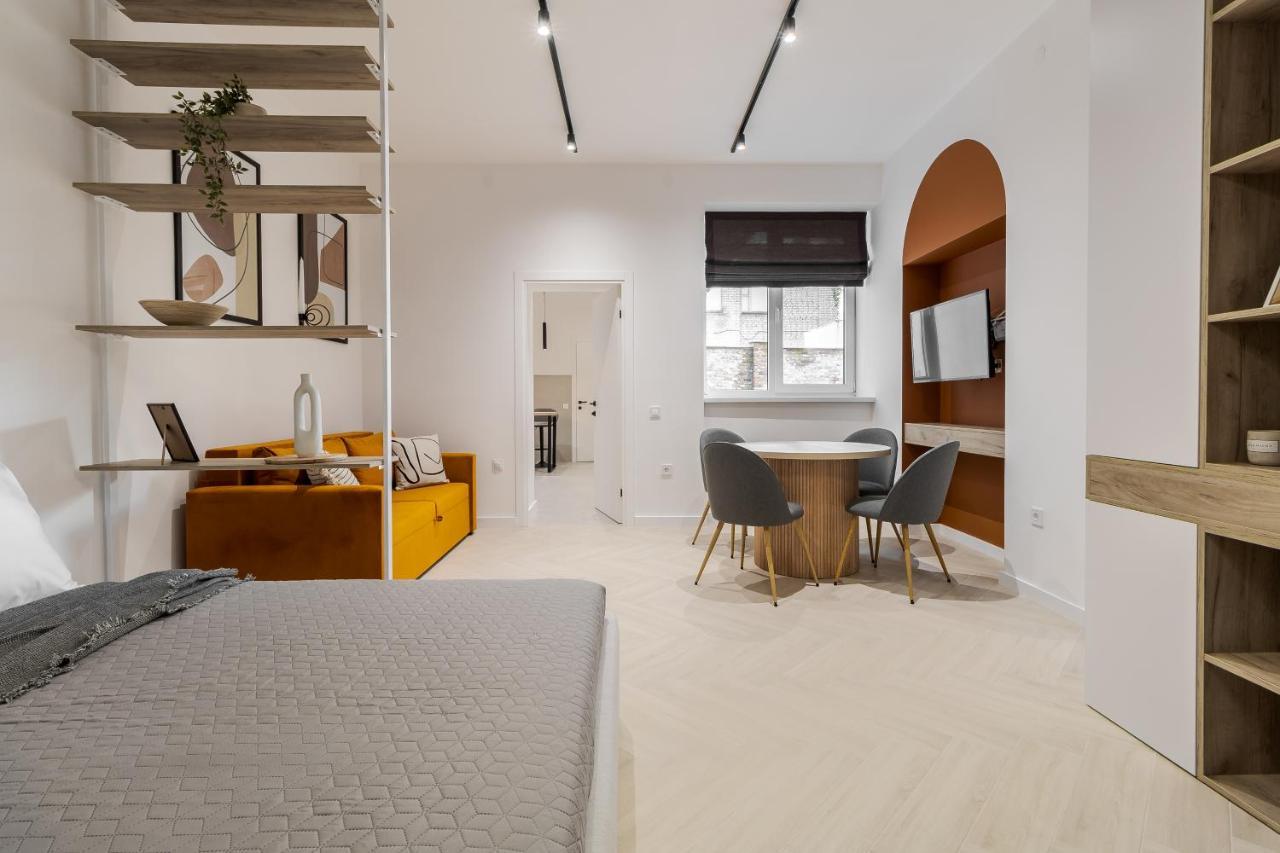 Inshiapartments On Ferentsa Lista Str Lviv Exterior photo